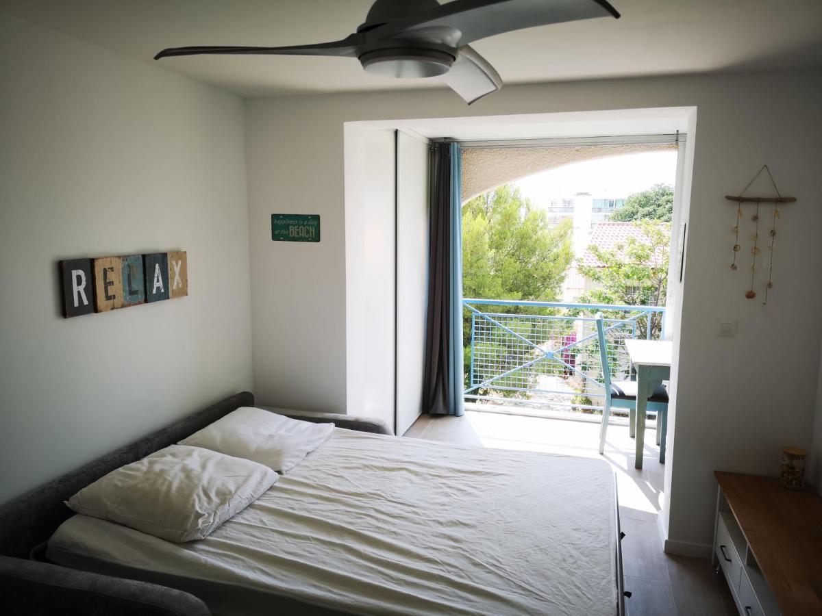 Appartement Avec Piscine Et Garage Proche Plage Et Commerces La Seyne-sur-Mer Eksteriør bilde
